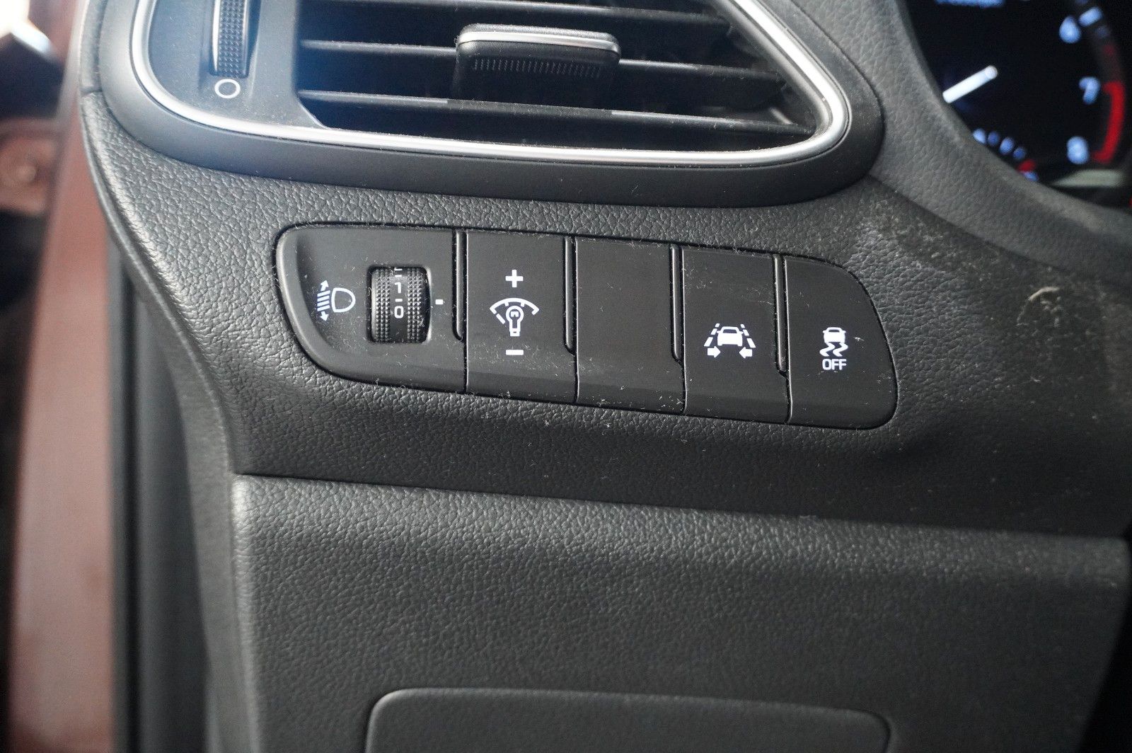 Fahrzeugabbildung Hyundai i30 LIM. 1.0 T-GDI SELECT LED/KLIMA/PDC/TEMP/USB