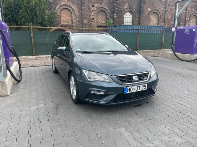 SEAT Leon Sportstourer FR 
