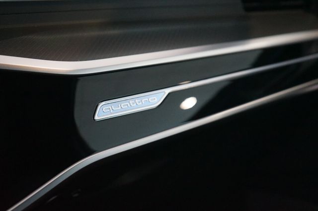 Audi RS6 | Ceramic | 305 | B&O Advanced | Pano | VOLL