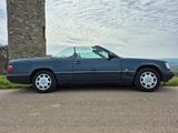 Mercedes-Benz E 200 FINAL EDITION E 200 - Mercedes-Benz E-Class aus 1997