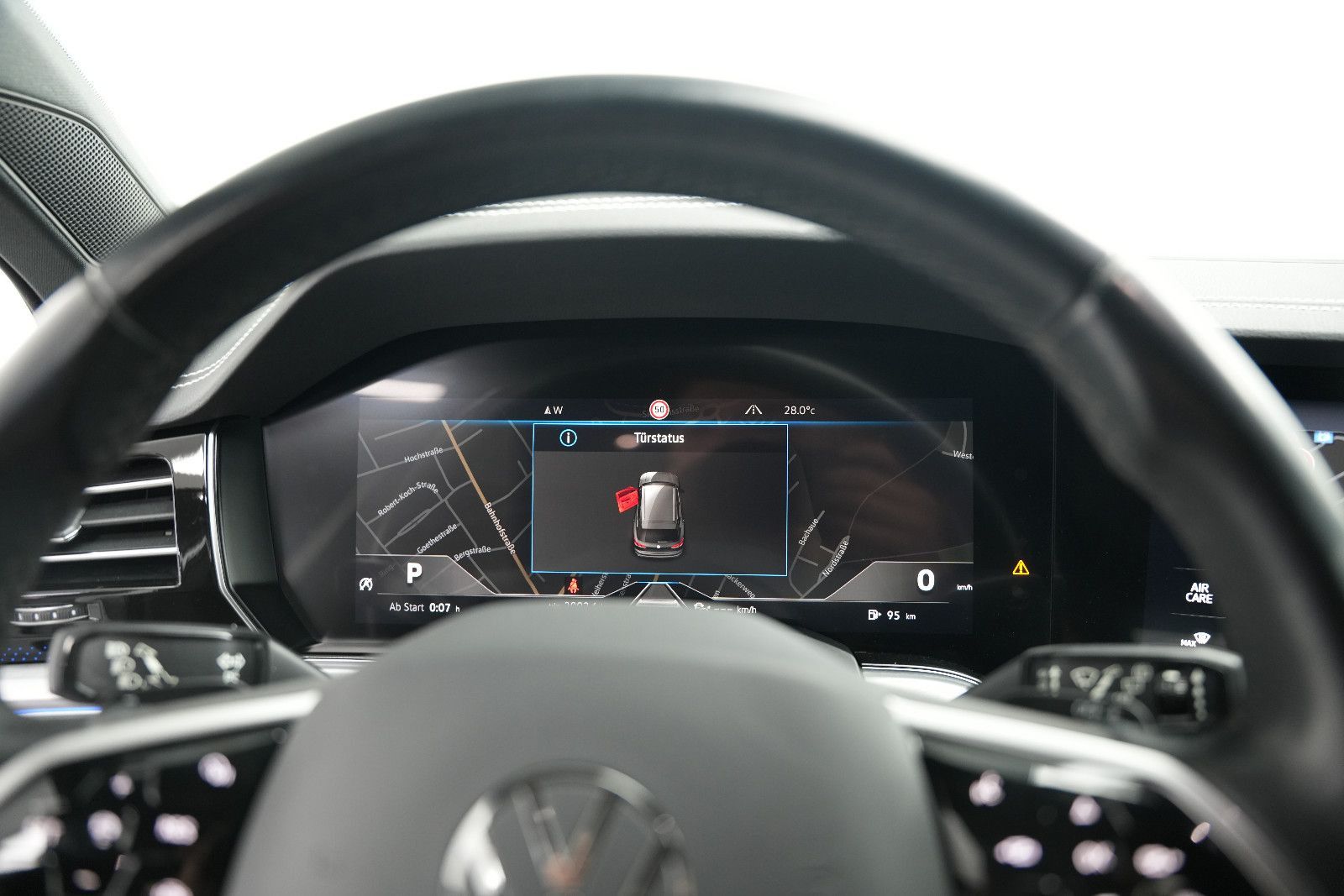 Fahrzeugabbildung Volkswagen Touareg SPORT/ 4Motion/VIRTUAL/AMBIENT/360''KAM