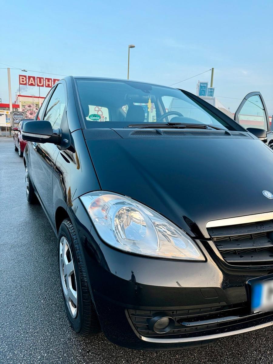 Mercedes-Benz A160 2010 — photo 9
