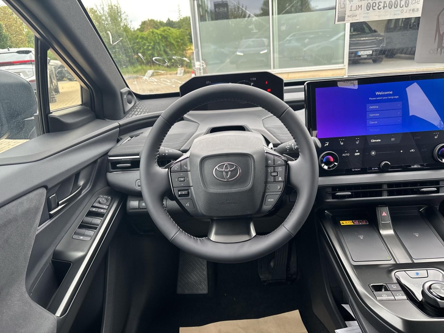 Toyota C-HR+ 252 kW AWD Lounge Navi 360 Kamera Panorama