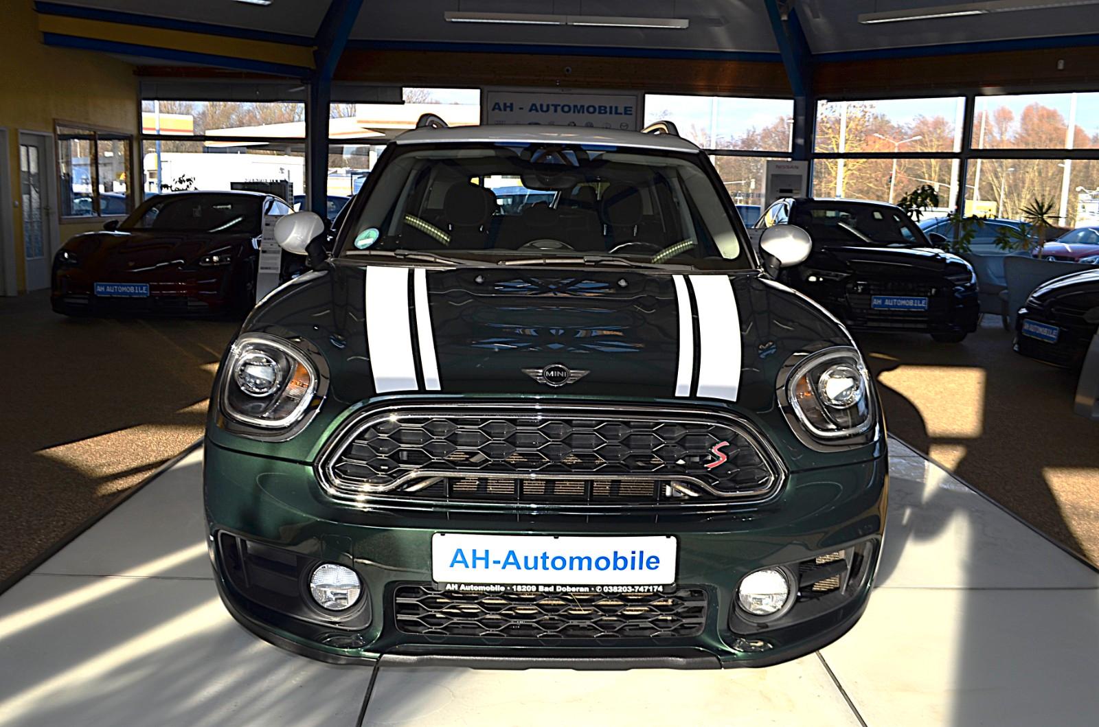 MINI Countryman S (Cooper) AUTOMATIK / XENON / NAVI
