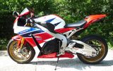 Honda CBR 1000 RR Fireblade SP Akrapovic 2. Hand - HONDA CBR 1000 FIREBLADE
