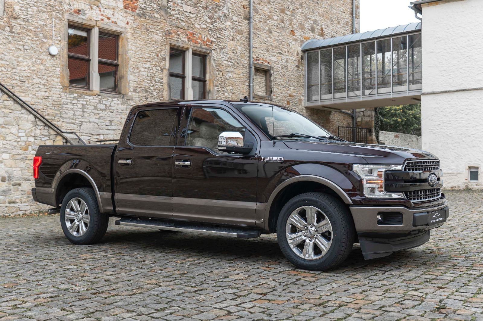 Fahrzeugabbildung Ford F 150 LARIAT 5.0L B&O AHK TOTW 360° PANO SHZ/K