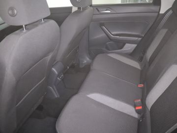 Volkswagen Taigo - 11