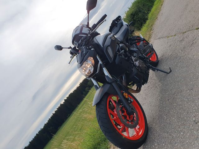 Yamaha MT-07