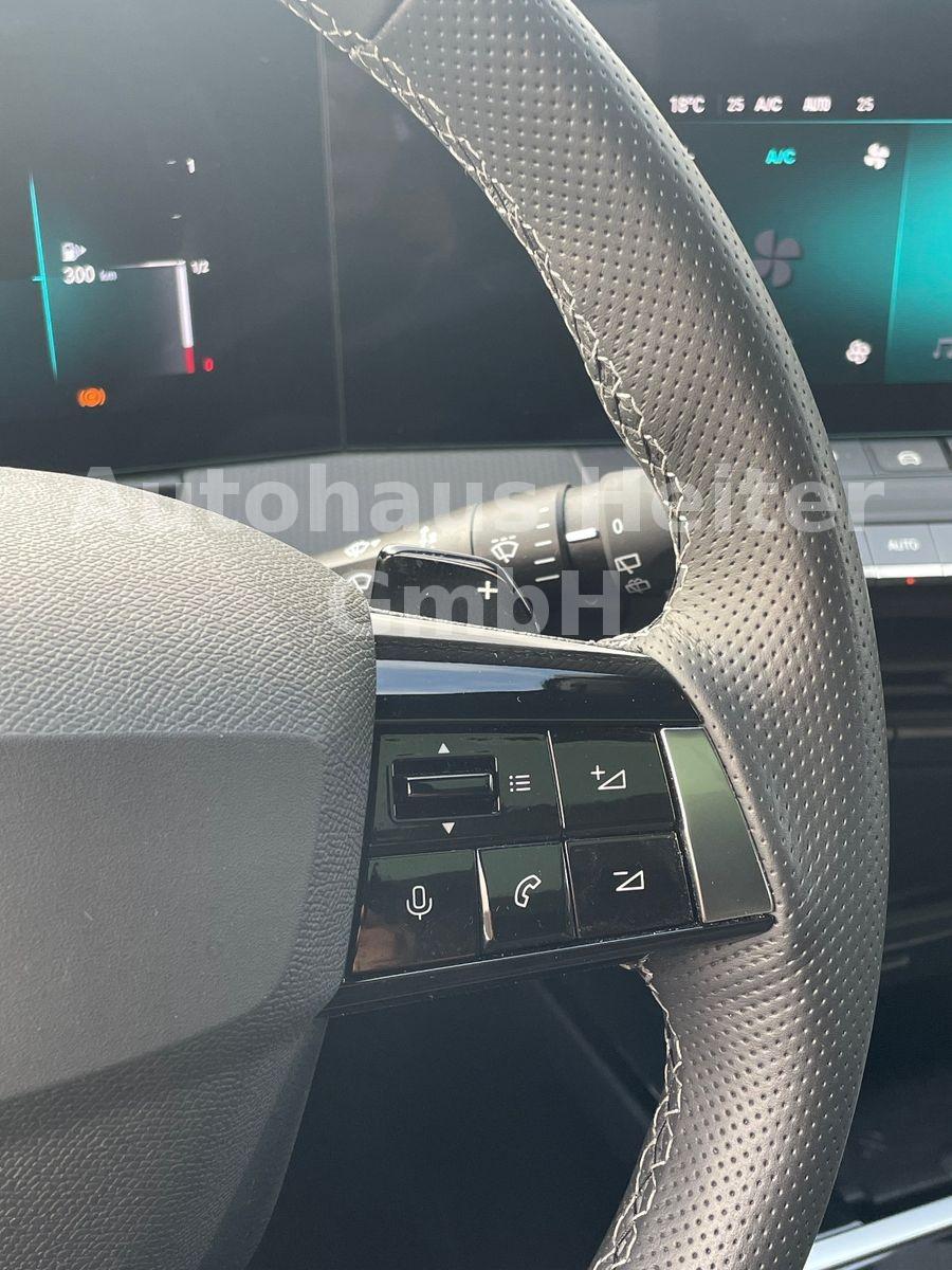 Opel Astra 1.2 ST GS / Schiebedach+360°+Head-UP, миниатюра 23