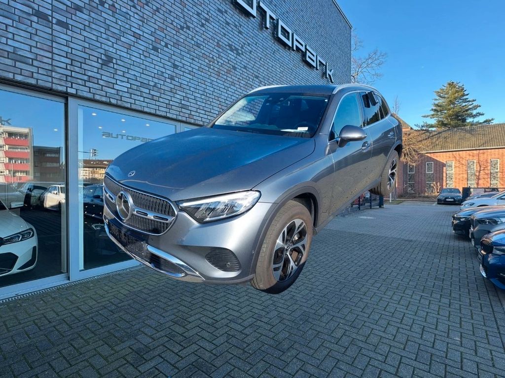 Image of Mercedes-Benz GLC 300
