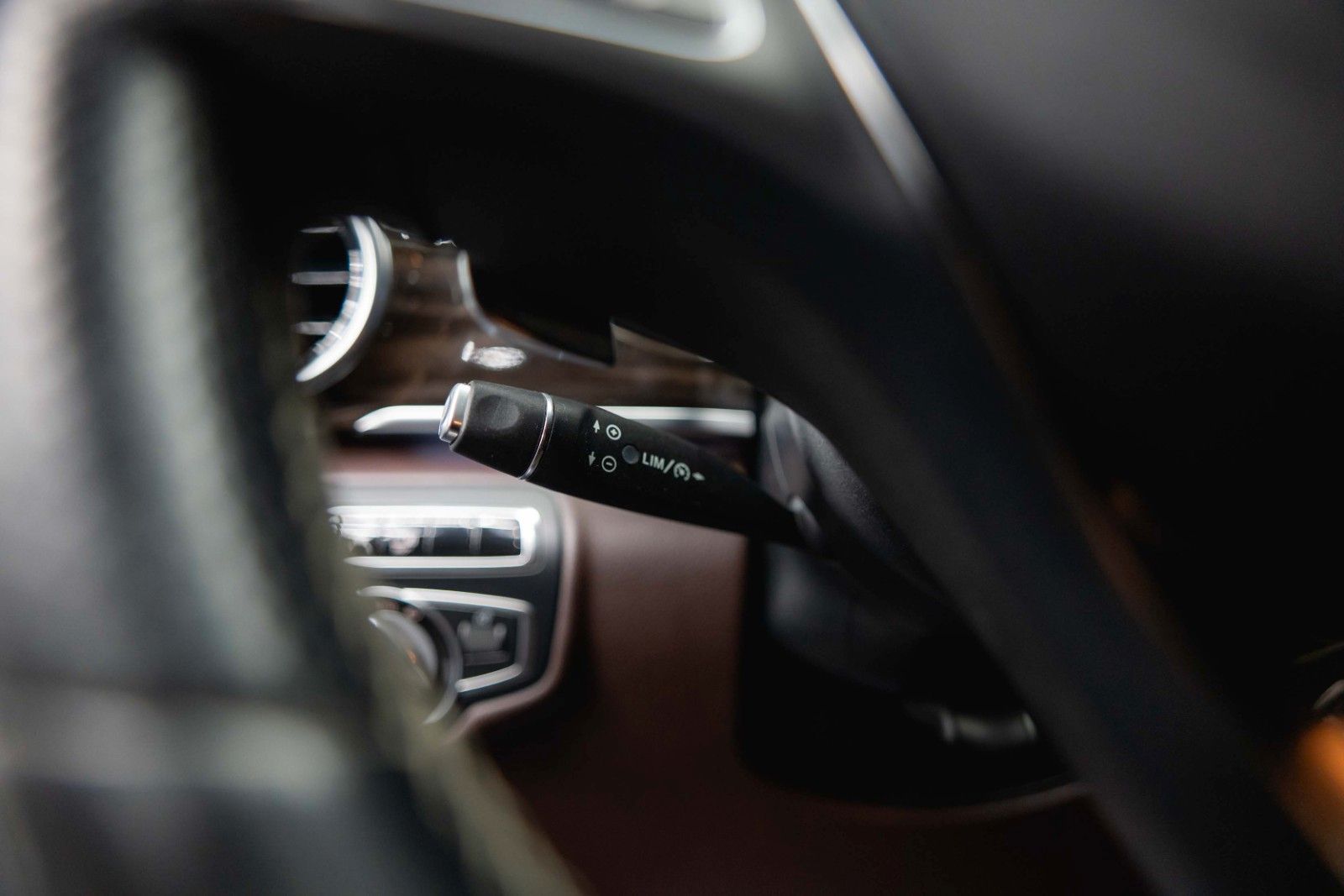 Fahrzeugabbildung Mercedes-Benz V 250 CDI AVANTGARDE EDITION 4MATIC | LED | 19%