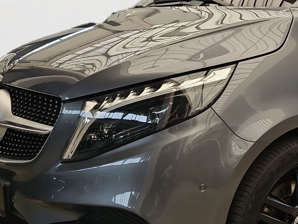 Fahrzeugabbildung Mercedes-Benz V 300 EXCLUSIVE ED lang 4x4 AMG AIRMATIC 6x SHZ