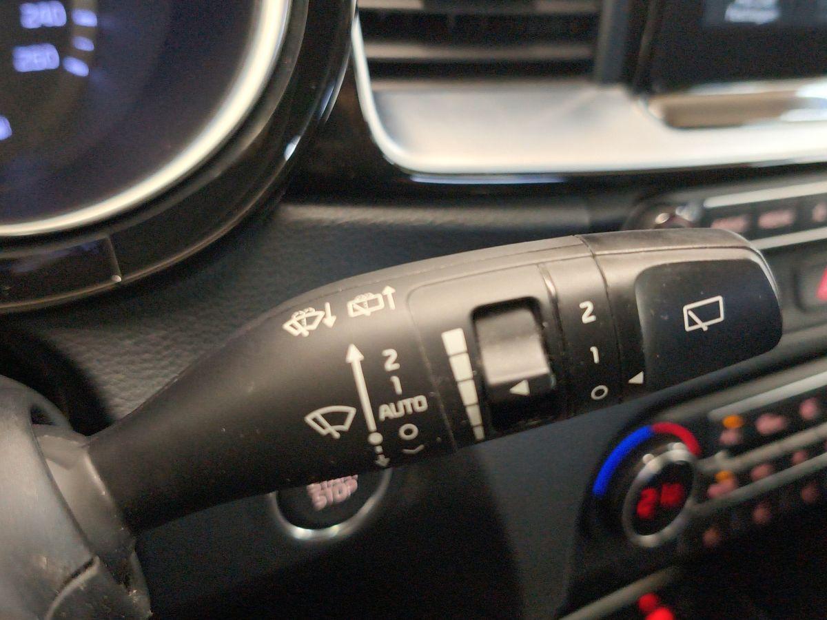 Kia CEED 1.6T GT PANO-DACH+NAVI+LED+KAMERA+SITZHEIZU