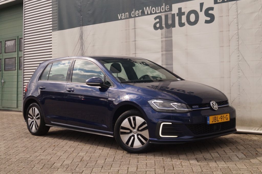 Volkswagen Golf 1.4 TSI Plug-in Hybrid GTE -NAVI-ECC-CAM- imagem 3
