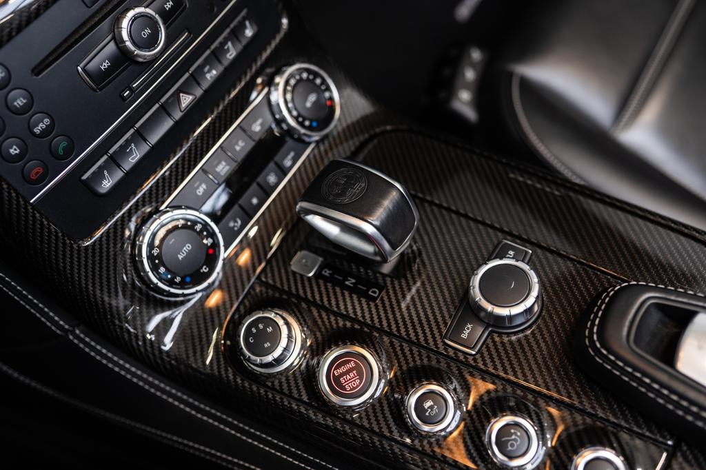 Mercedes-Benz SLS AMG