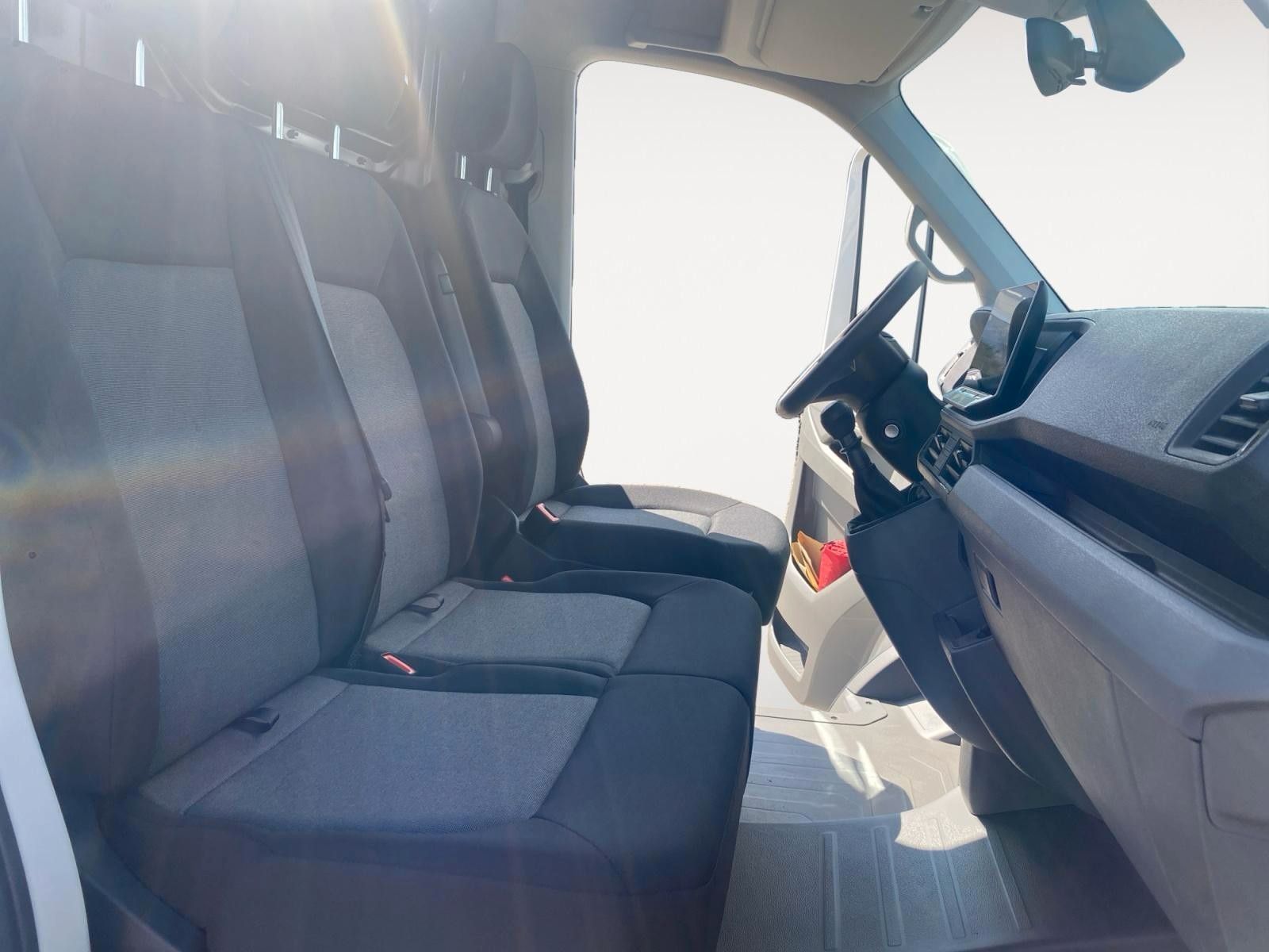Fahrzeugabbildung Volkswagen Crafter 35 TDI MR VA