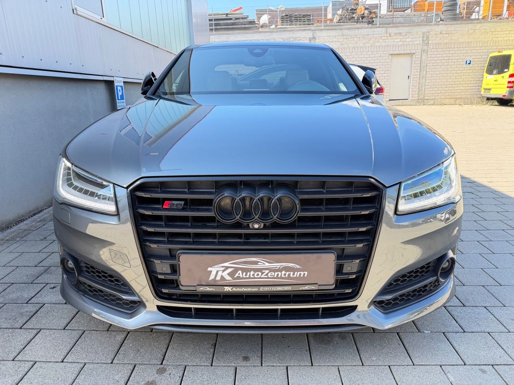 Image of Audi S8