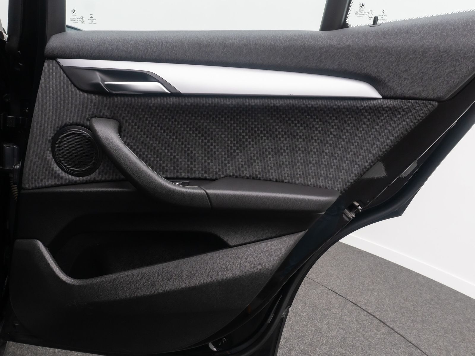 Fahrzeugabbildung BMW X2 sD18i GeschwindigReg ParkAss DAB Navi Lordos
