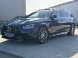 Mercedes-Benz E63S AMG/4Matic/J.STERNE/PANO/BURM/PER.AUSPUFF - Mercedes-Benz Sterne