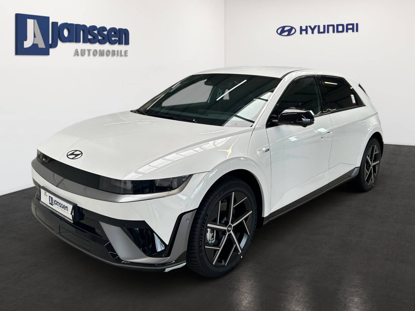 Fahrzeugabbildung Hyundai IONIQ 5 (MY27) 84 kWh 2WD (229 PS) N Line X