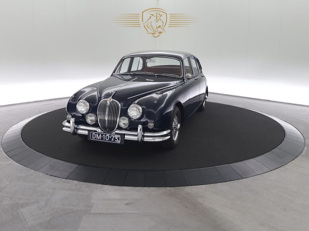 Jaguar MK II