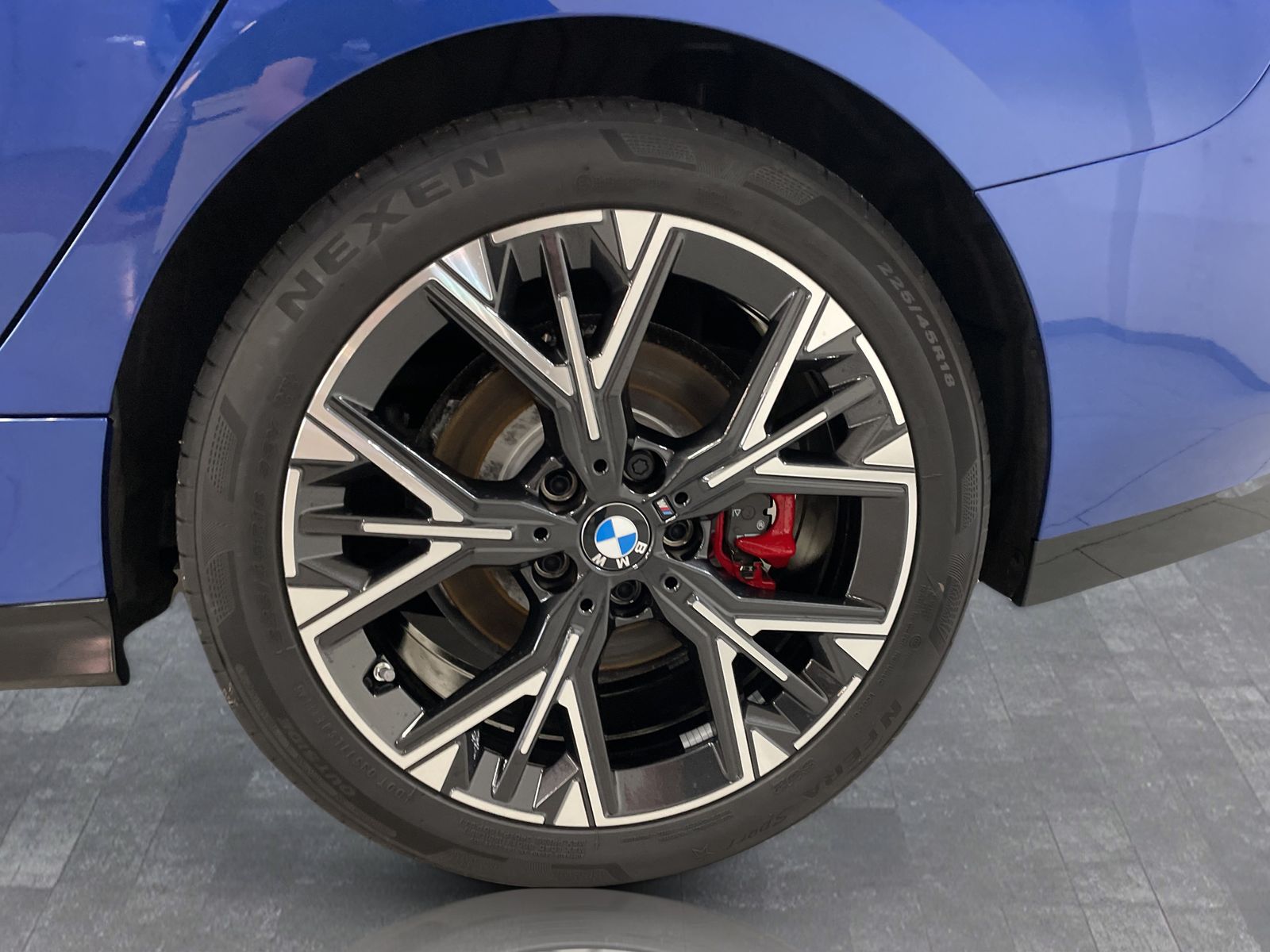 BMW 220 - Bild 14