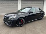 Mercedes-Benz E63 AMG*Limousine*4MATIC*LED*SITZLÜFTU*PANORAMA* - Mercedes-Benz E 63 AMG: Limousine