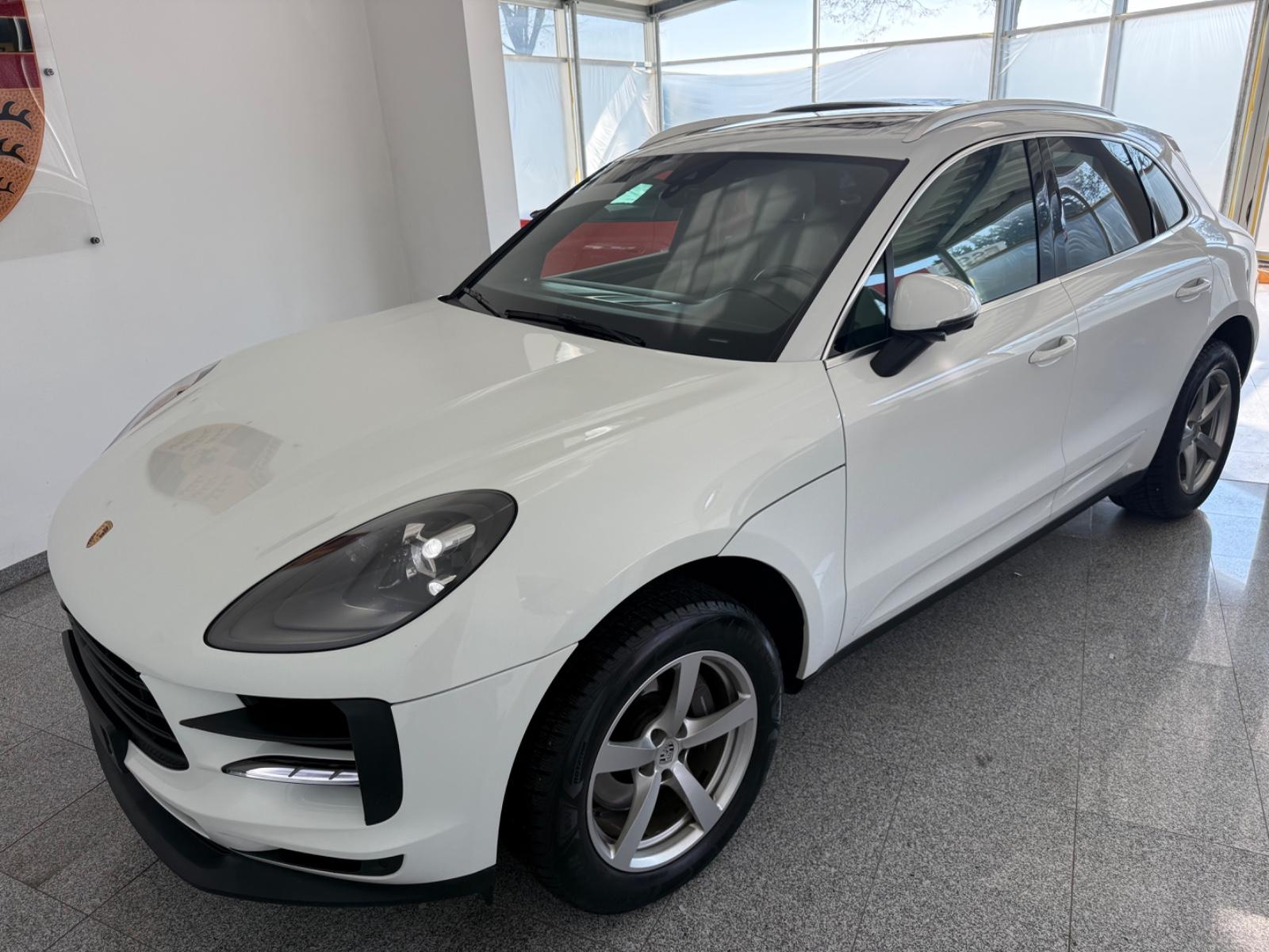 Porsche Macan 2,0 - Panorama-Vollleder- ACC - 360 Kamera
