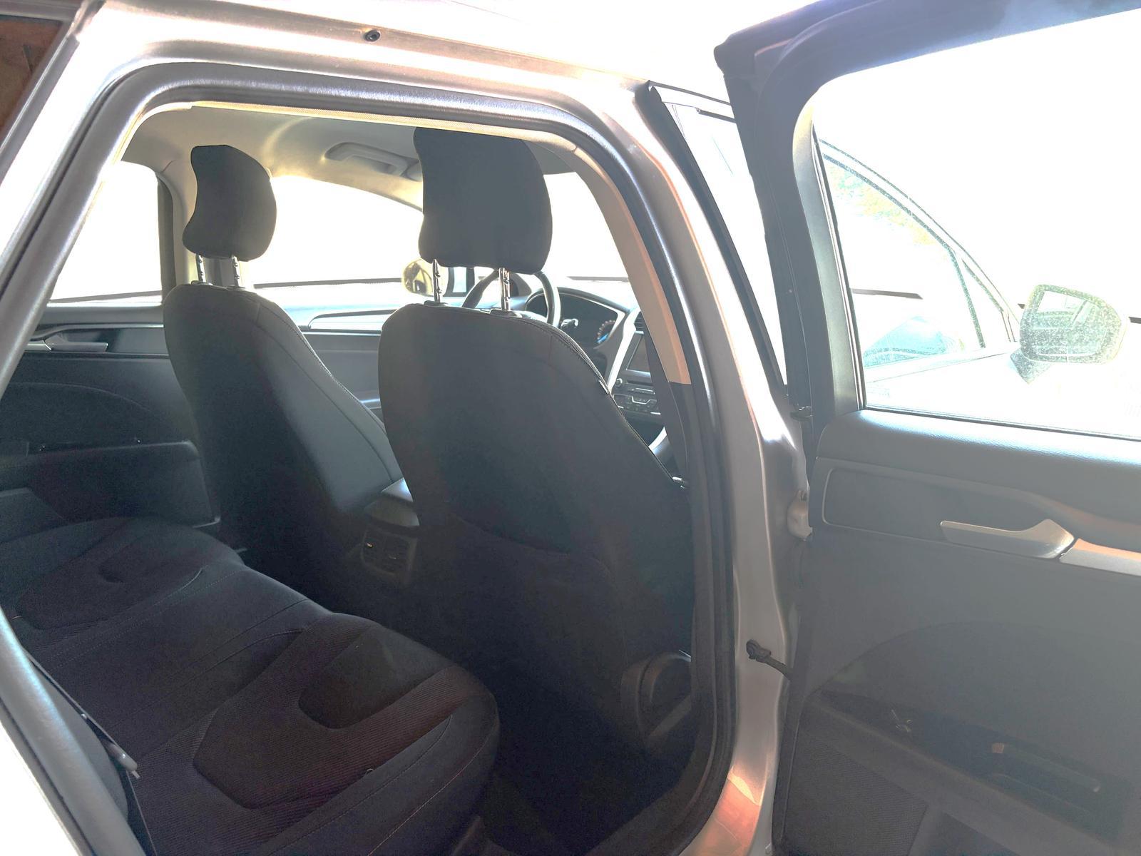 Ford Mondeo 2015 — photo 16