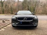 Volvo V60 Cross Country B4 D AWD Plus Auto Plus - Volvo Hybrid (Diesel/Elektro)