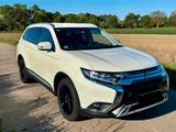 Mitsubishi Outlander 2WD 2.0 Active CVT - Mitsubishi Outlander: Active