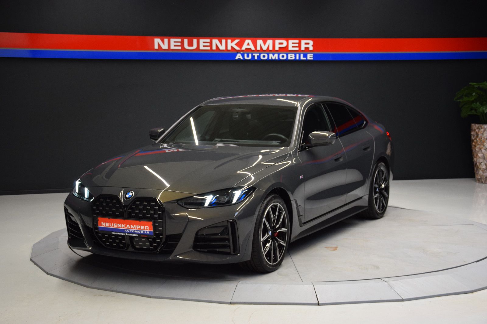 Fahrzeugabbildung BMW 420d Gran Coupé xDrive M sport HuD H&k ACC 360°