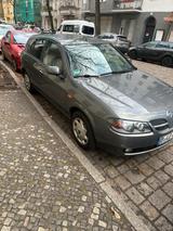 Nissan almera 1,5 mit nur 140tkm - Nissan Almera von privat