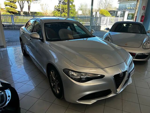 Alfa Romeo Giulia 2.2 Turbodiesel 150 CV Busines