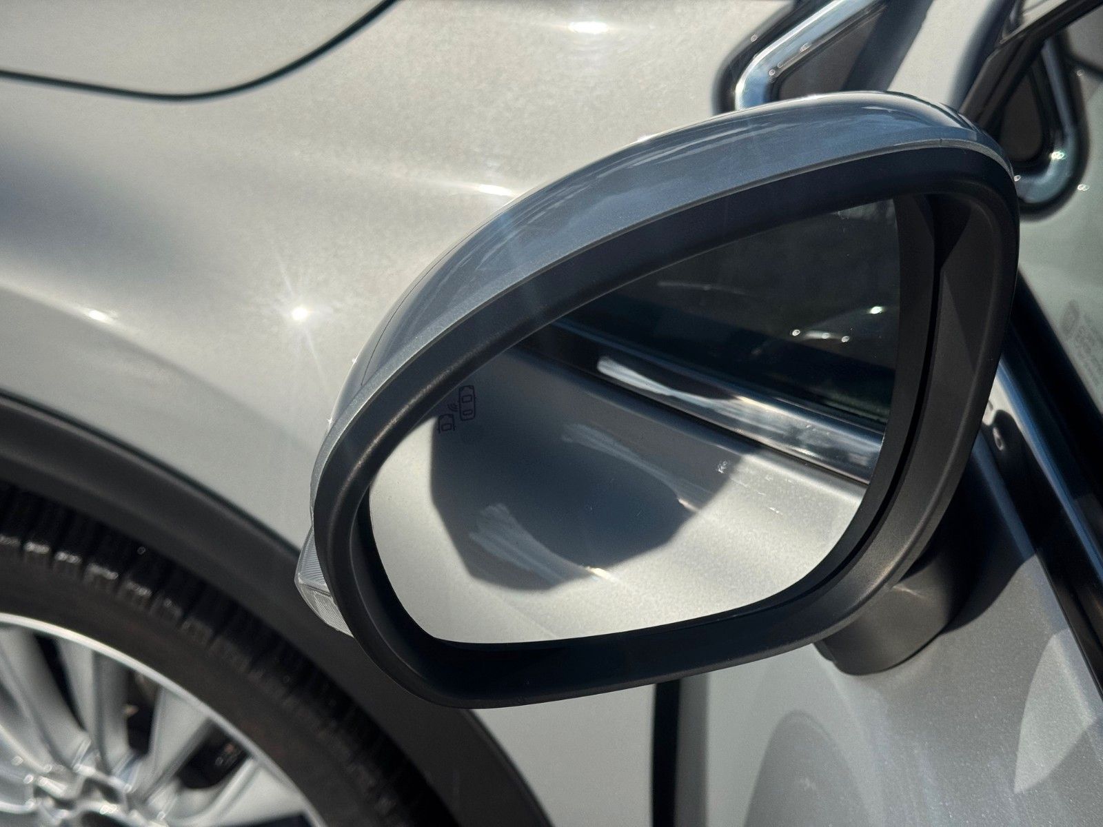 Fahrzeugabbildung Fiat 500X 1.4 4x2 MultiAir Lounge Navi Kamera Sitzhzg