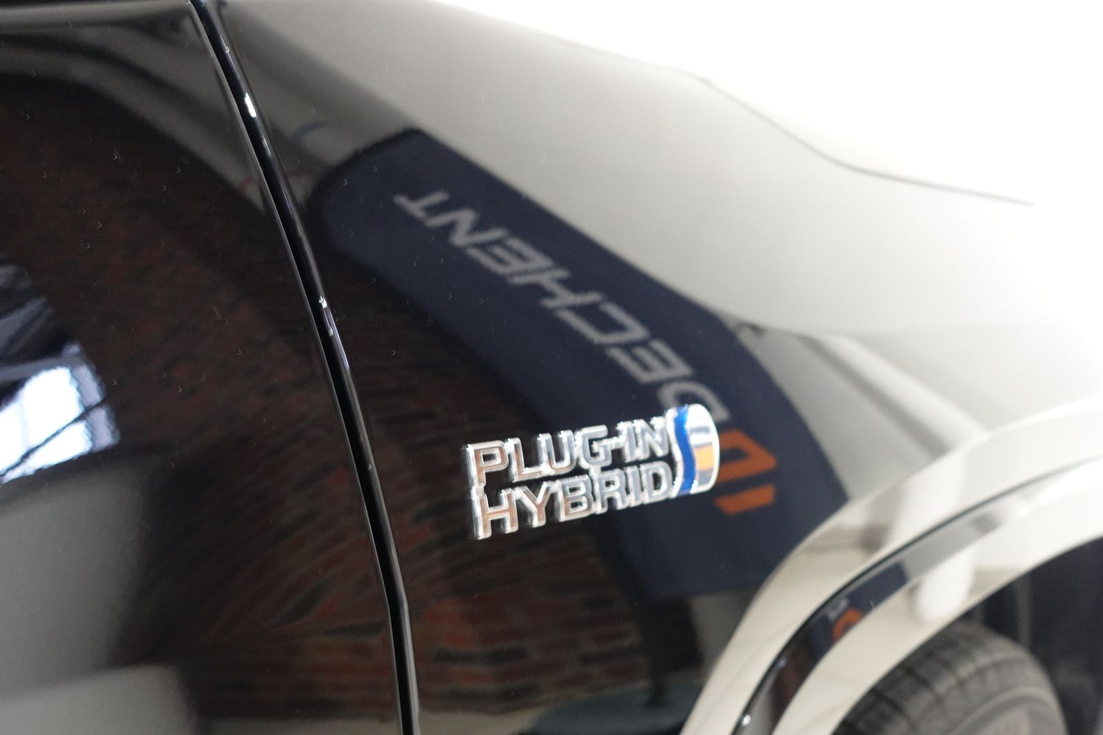 Fahrzeugabbildung Suzuki Across Plug-In Hybrid - Sitzh.,LED,Kamera,PDC