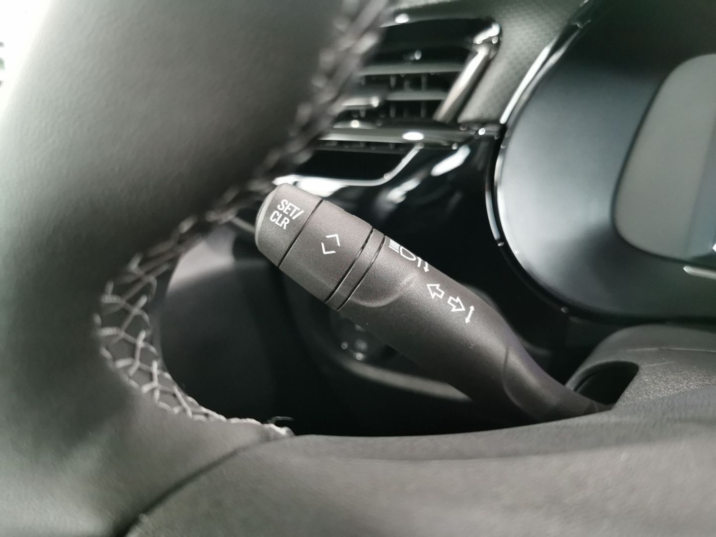 Fahrzeugabbildung Opel Corsa Edition mit Sonderzins 3,99%