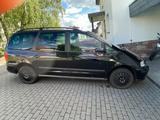 Seat Alhambra Reference 2.0 - Seat Alhambra Reference mit Benzin-Antrieb