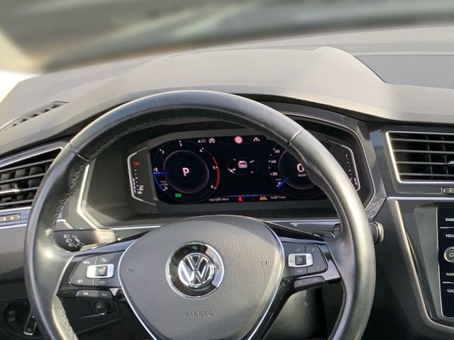 Tiguan 2.0 TDI HIGHLINE 4M  +LED+KAMERA+AHK+DCP+