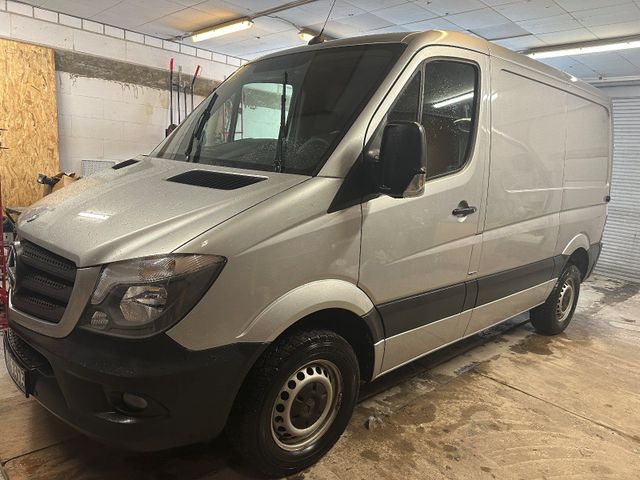 Mercedes-Benz Sprinter 319 906 BJ 2015, L1H1 190 PS 6 Zy...