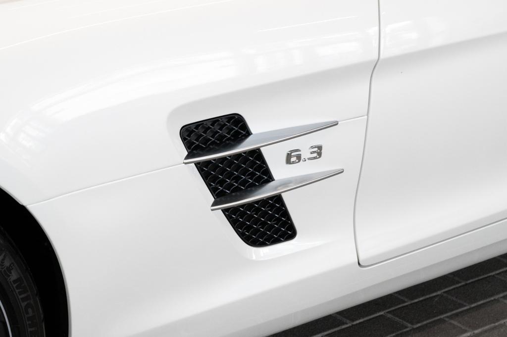 Mercedes-Benz SLS AMG