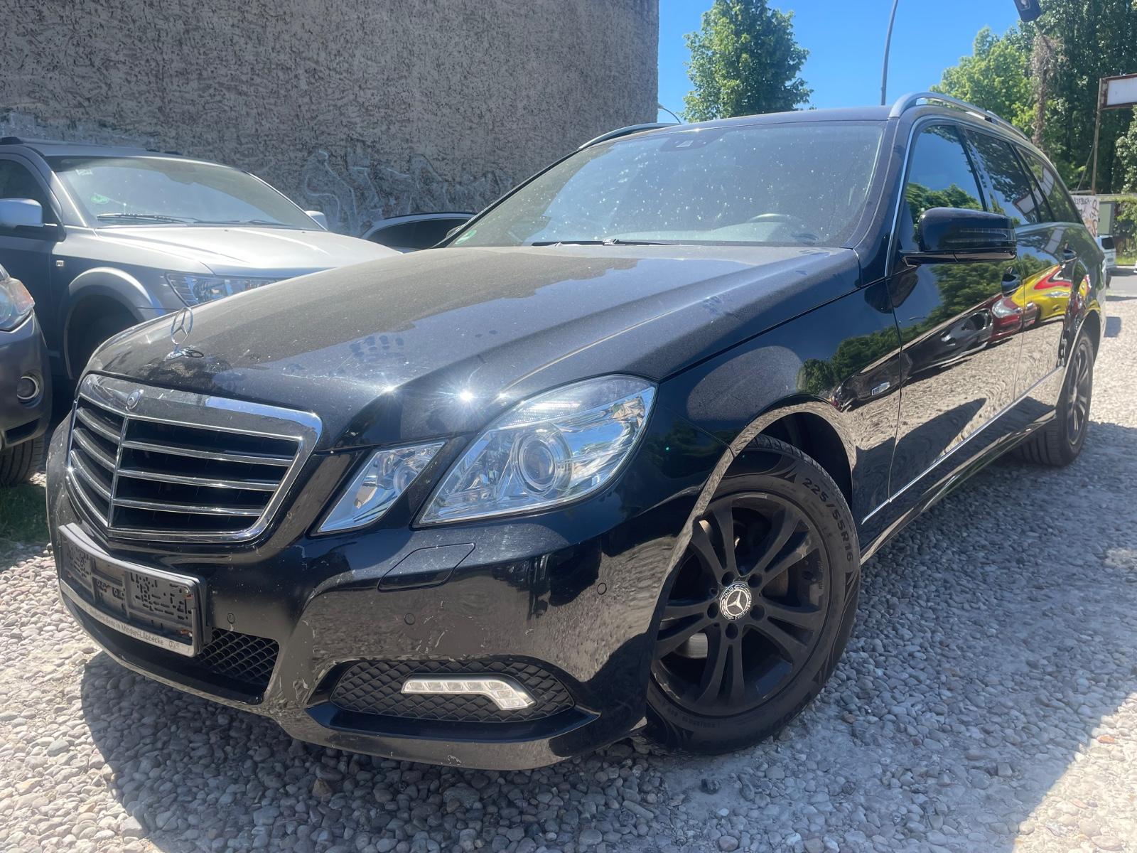 Mercedes-Benz E200 T-Modell E200CGI BlueEfficiency*Avantgarde*