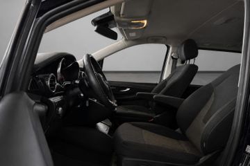 Mercedes V 220 - 10