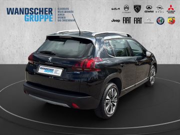 Peugeot 2008 1.2 PureTech 110 Allure Kam.+SHZ+PDC