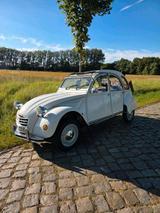 Citroën 2 CV Ente Citroen - scheckheftgepflegte Citroën 2 CV