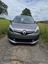 Renault Megane Scenic III - Renault Megane: Kleinbus