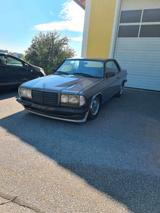 Mercedes-Benz Mercedes W123  230CE - Mercedes-Benz 230: Ce W123