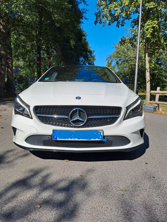 Image of Mercedes-Benz CLA 180 Shooting Brake