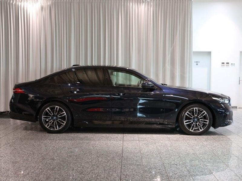 BMW 530e Lim. M Sport Adp.LED HarmKar DrivAssProf. 3