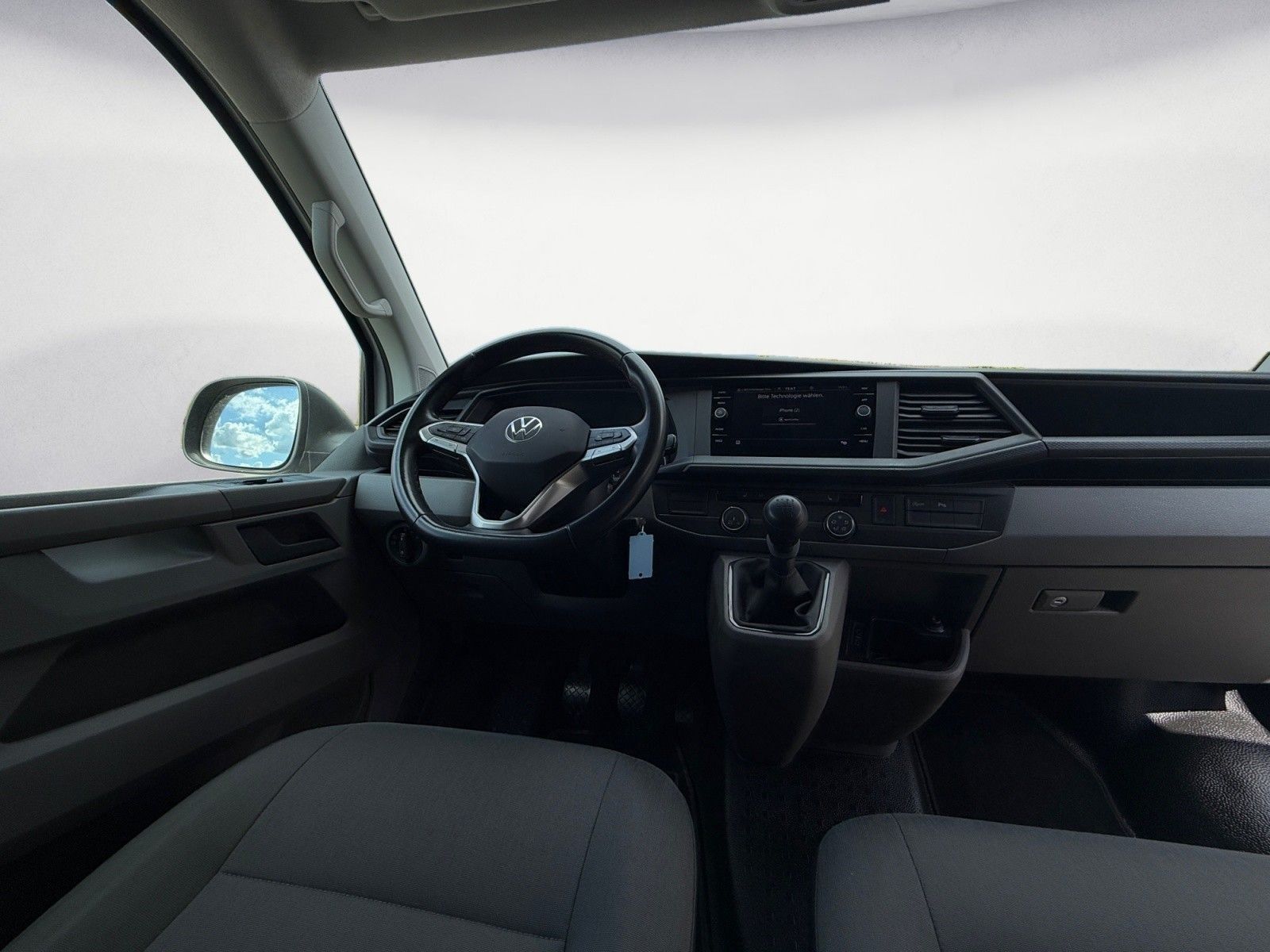 Volkswagen T6 Transporter - Bild 11